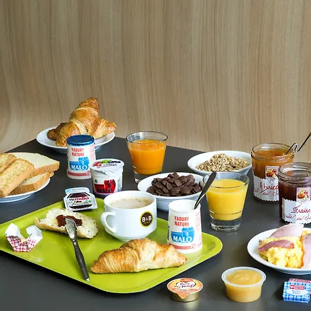 Hotel Angers 2*