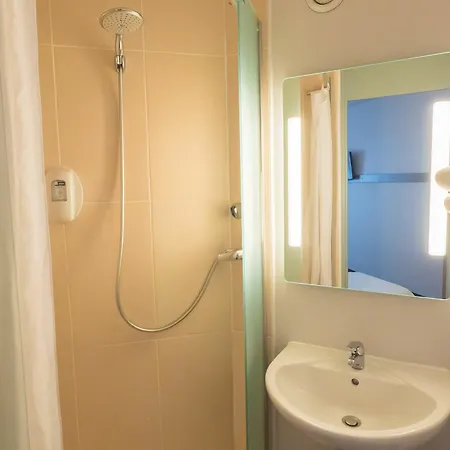 Hotel Angers 2*